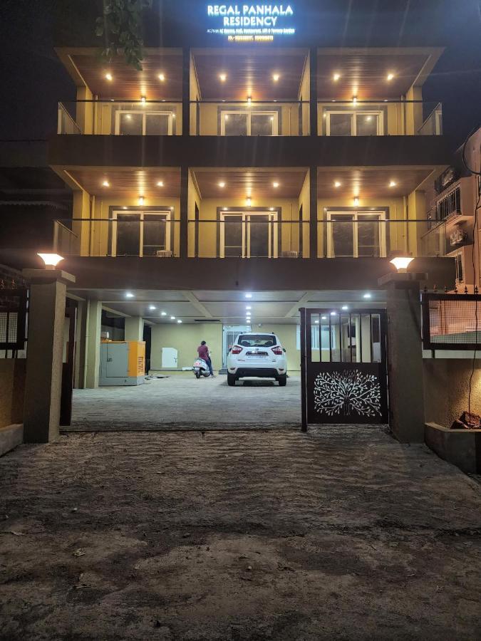 Regal Panhala Residency Hotel Ngoại thất bức ảnh