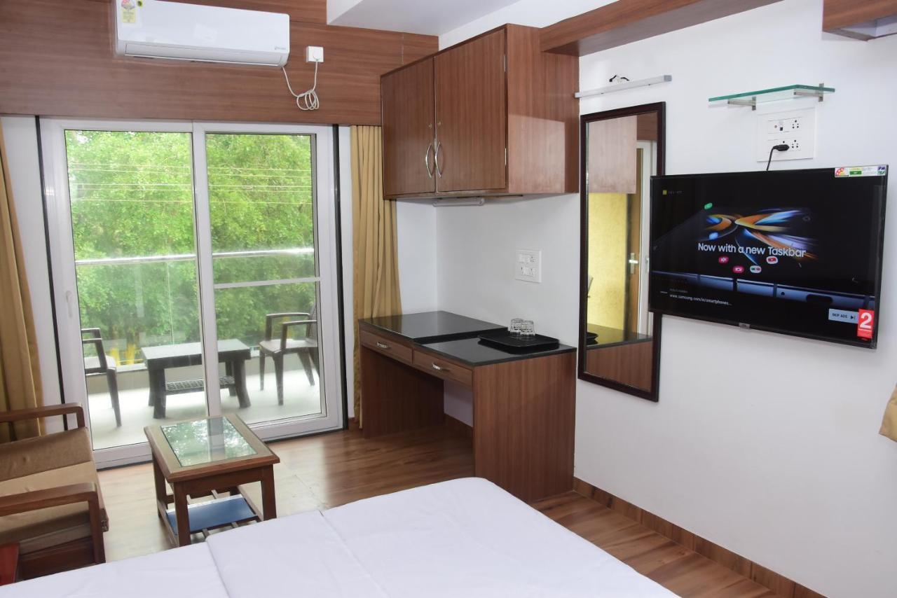 Regal Panhala Residency Hotel Ngoại thất bức ảnh