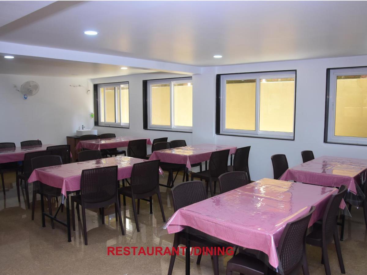 Regal Panhala Residency Hotel Ngoại thất bức ảnh