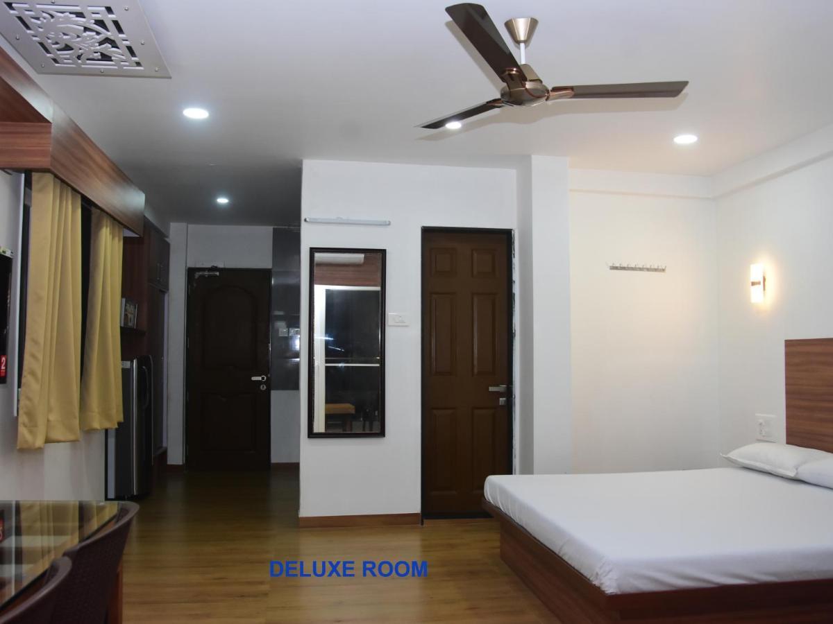 Regal Panhala Residency Hotel Ngoại thất bức ảnh