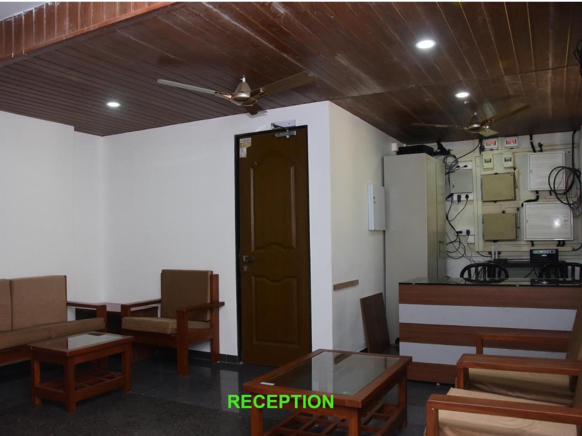 Regal Panhala Residency Hotel Ngoại thất bức ảnh